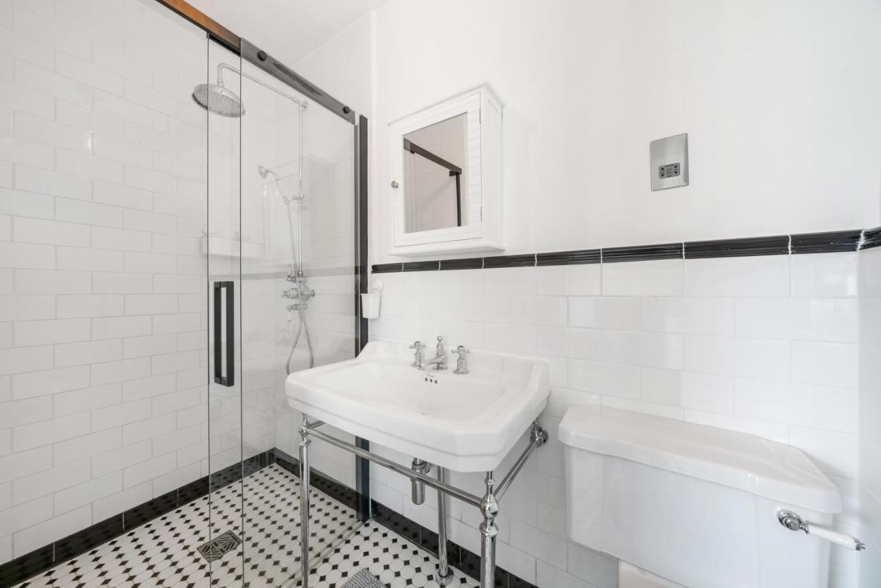 Royal Greenwich Hospitality London Ngoại thất bức ảnh
